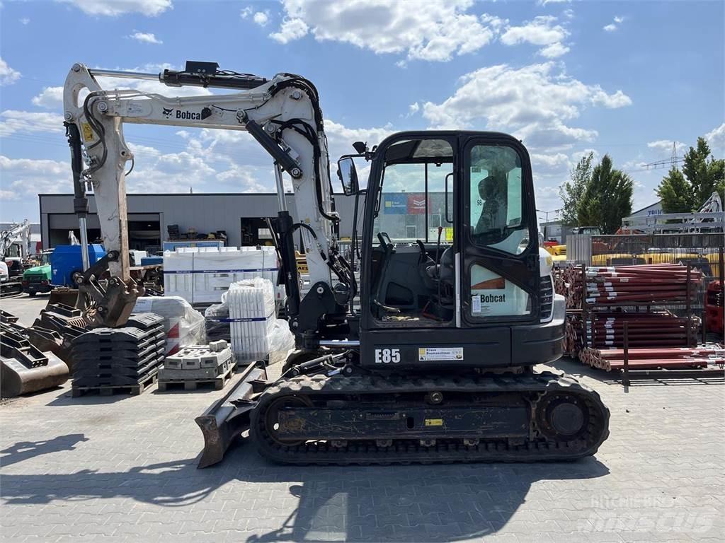 Bobcat E 85 Mini bagri <7t