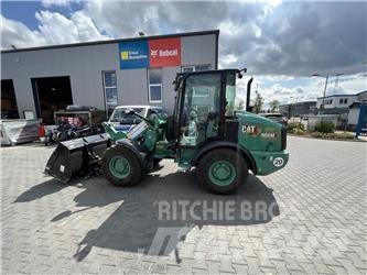 CAT 906 M Kolesni nakladalci