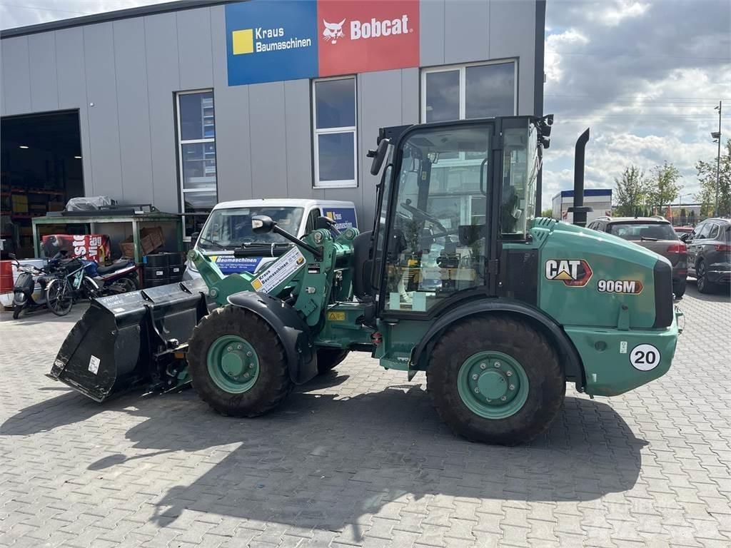 CAT 906 M Kolesni nakladalci