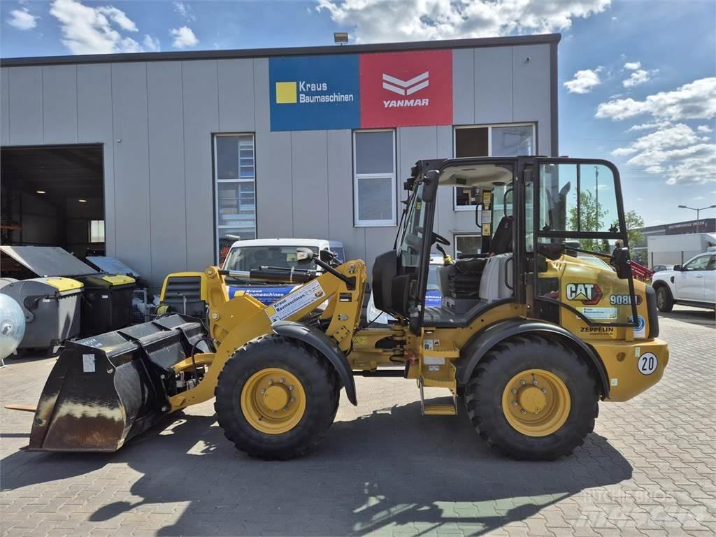 CAT 908 M Kolesni nakladalci