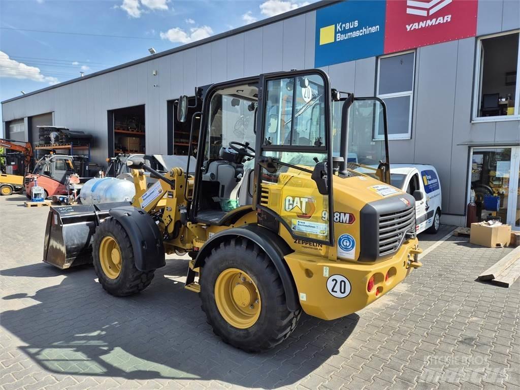 CAT 908 M Kolesni nakladalci