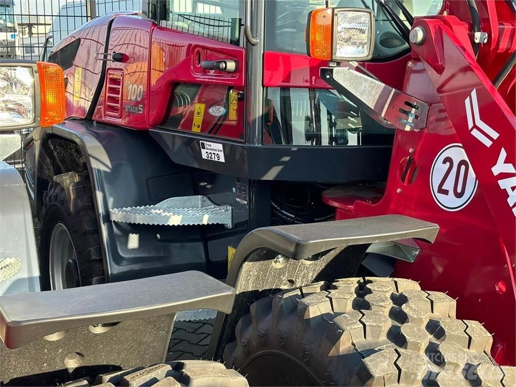 Yanmar V100 Kolesni nakladalci