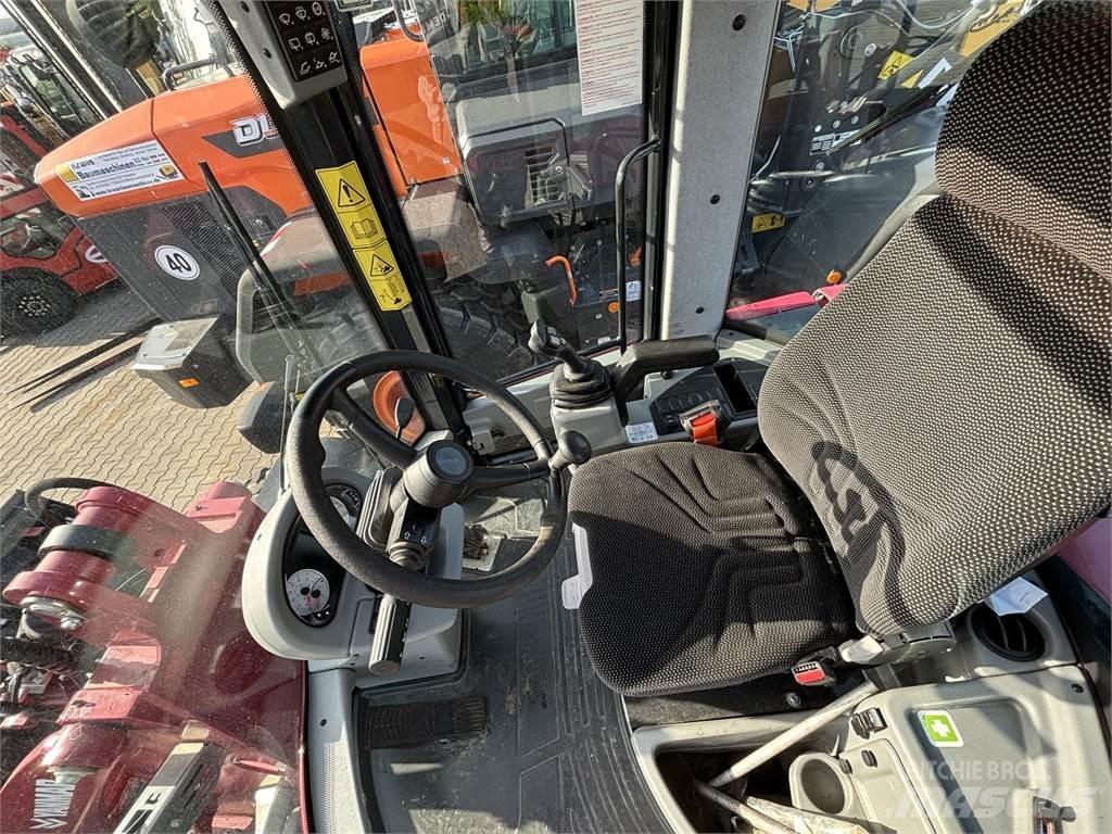 Yanmar V100 Kolesni nakladalci