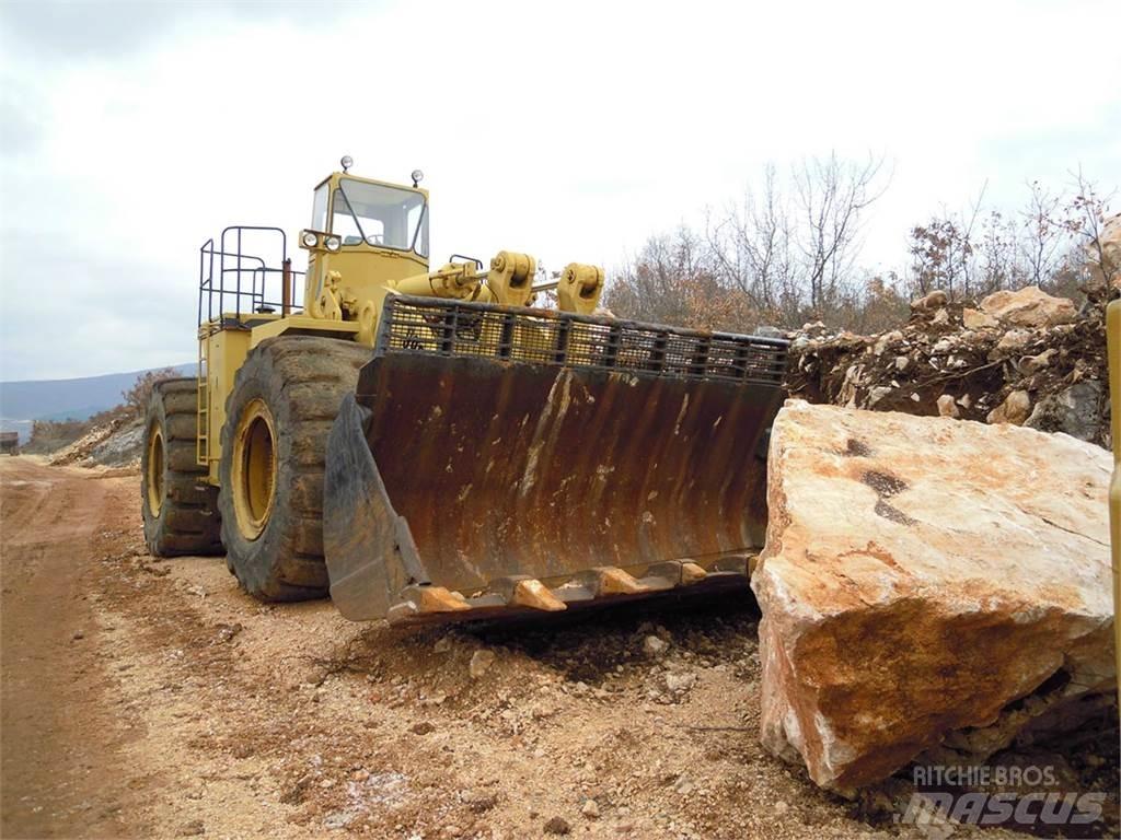 CAT 992C Kolesni nakladalci