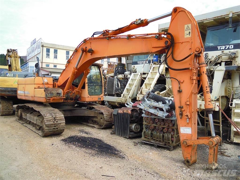 Doosan DX225LC Bagri goseničarji