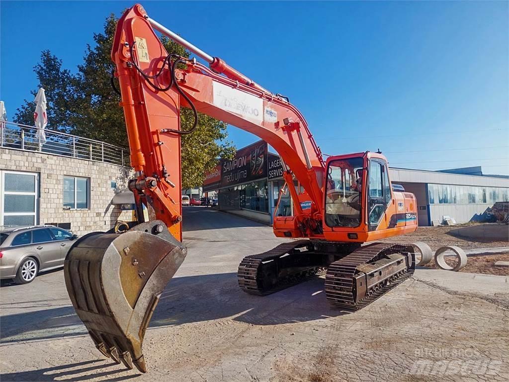 Doosan SOLAR 225NLC-V Bagri goseničarji