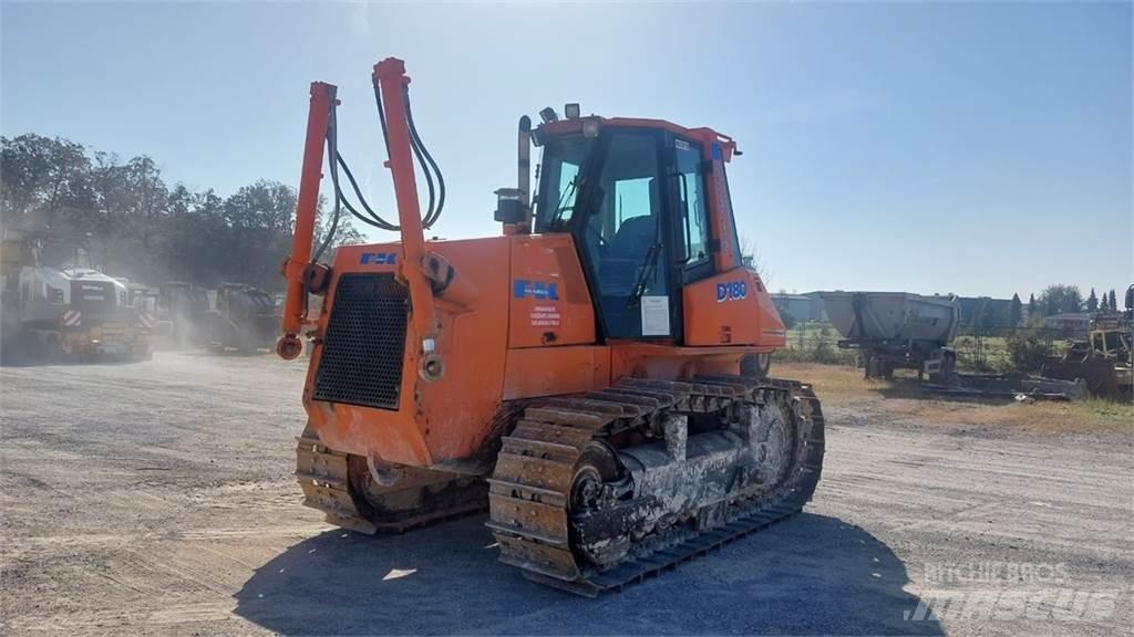Fiat-Kobelco D180 Buldožerji goseničarji