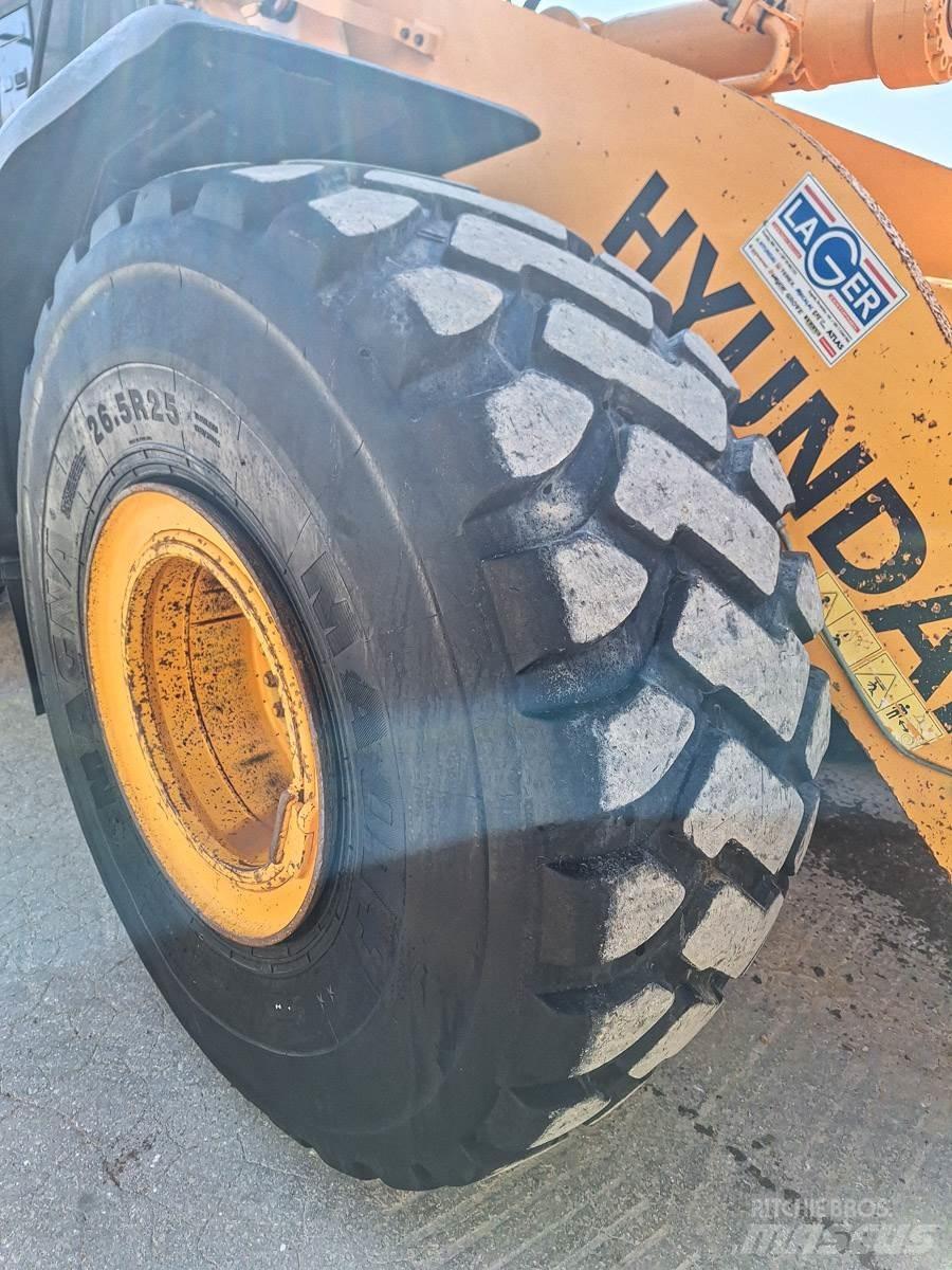 Hyundai HL770-9A Kolesni nakladalci