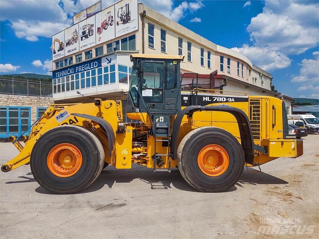 Hyundai HL780-9A Kolesni nakladalci