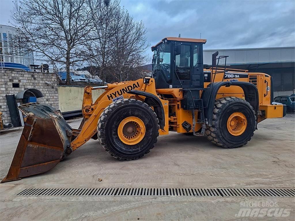 Hyundai HL780-9A Kolesni nakladalci