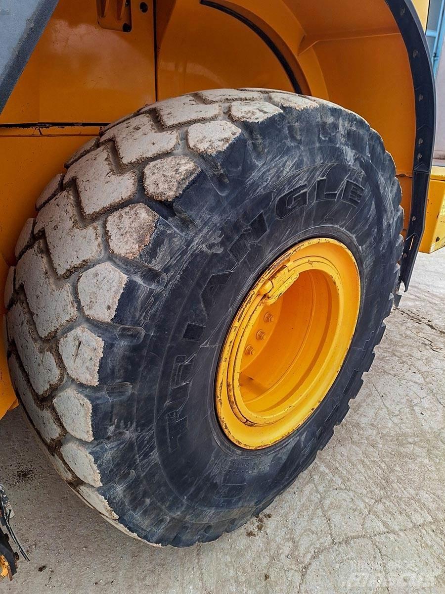 Hyundai HL960 Kolesni nakladalci