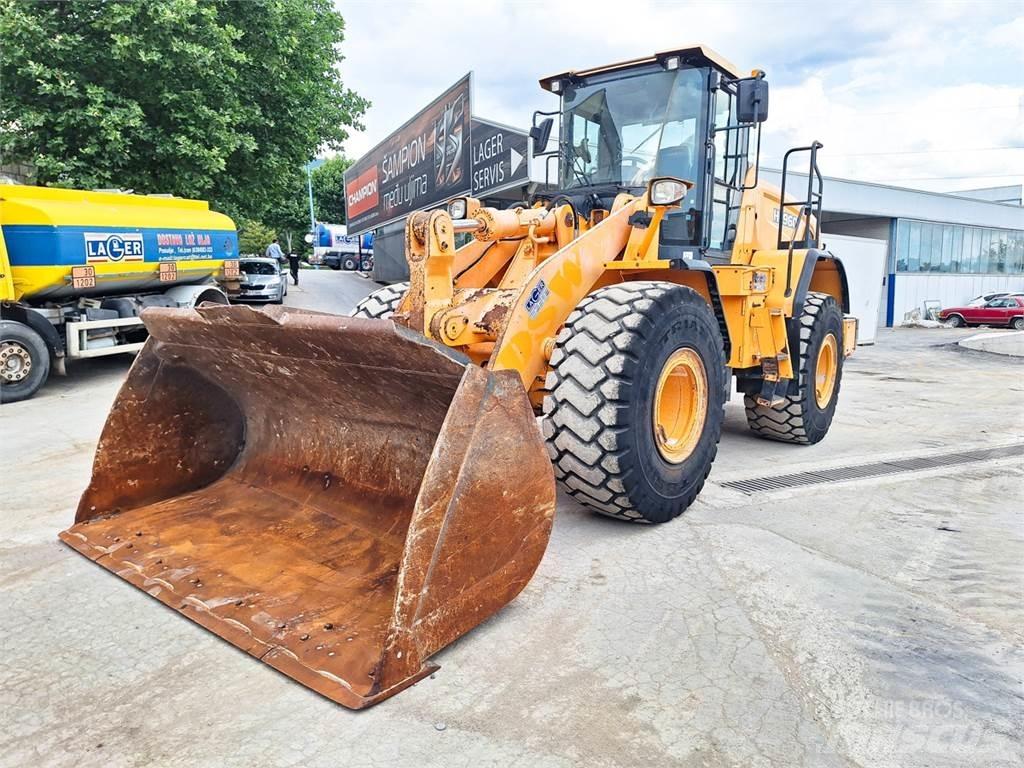 Hyundai HL960 Kolesni nakladalci
