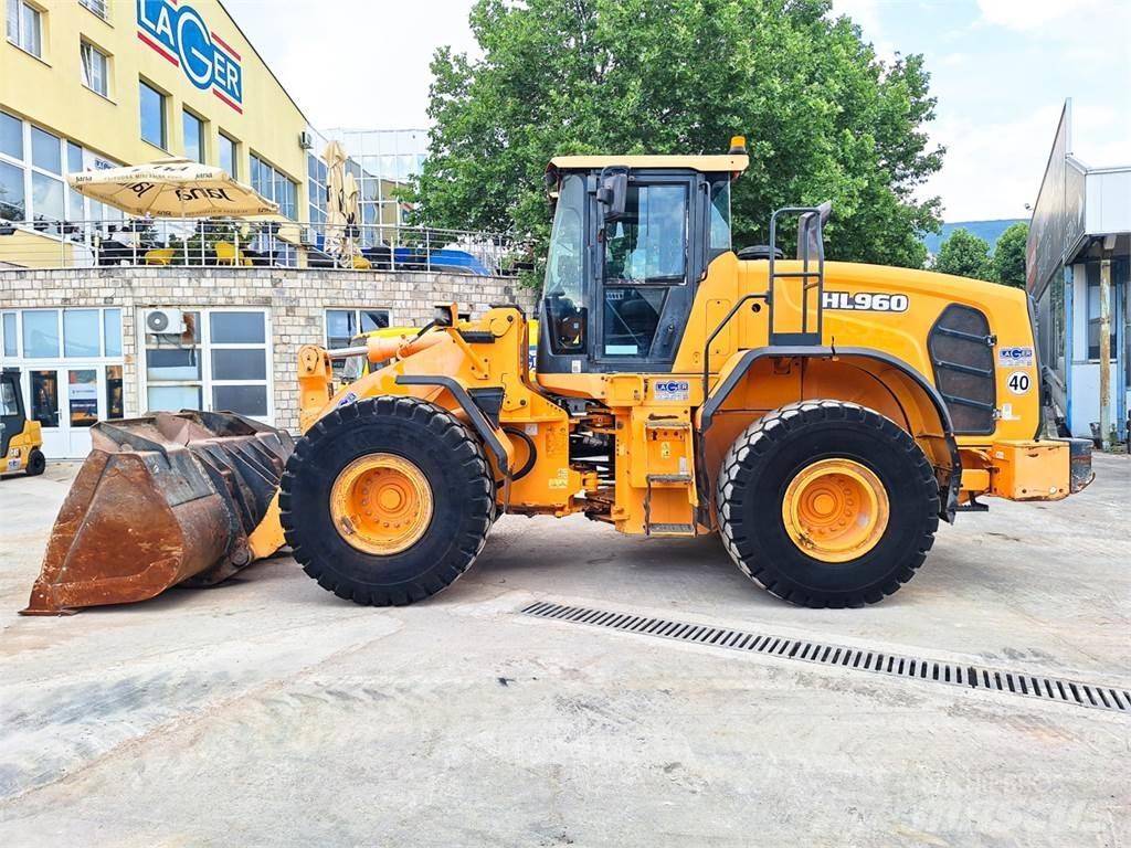 Hyundai HL960 Kolesni nakladalci