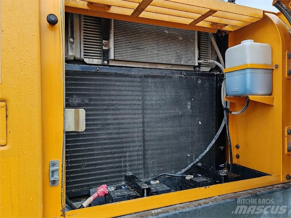 Hyundai R250NLC-7A Bagri goseničarji