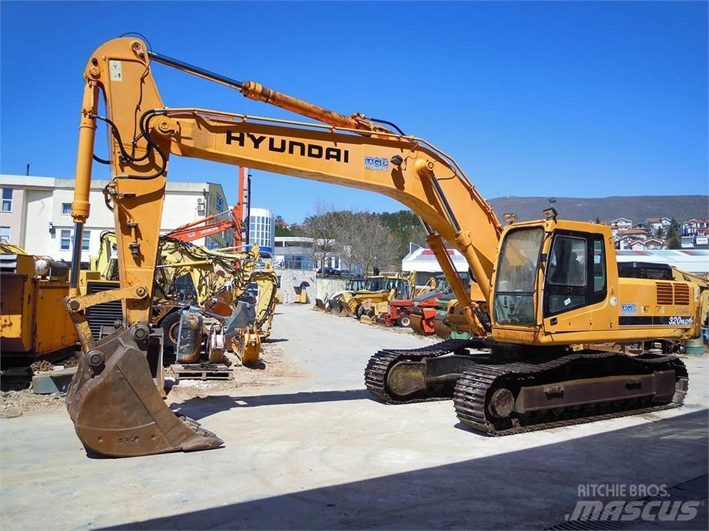 Hyundai R320NLC-7A Bagri goseničarji
