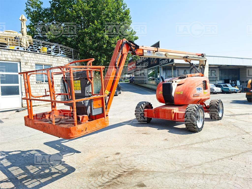JLG 600AJ Zglobne dvižne ploščadi