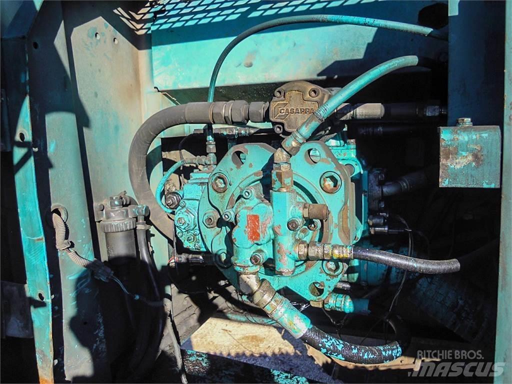 Kobelco SK250NLC-6 Bagri goseničarji