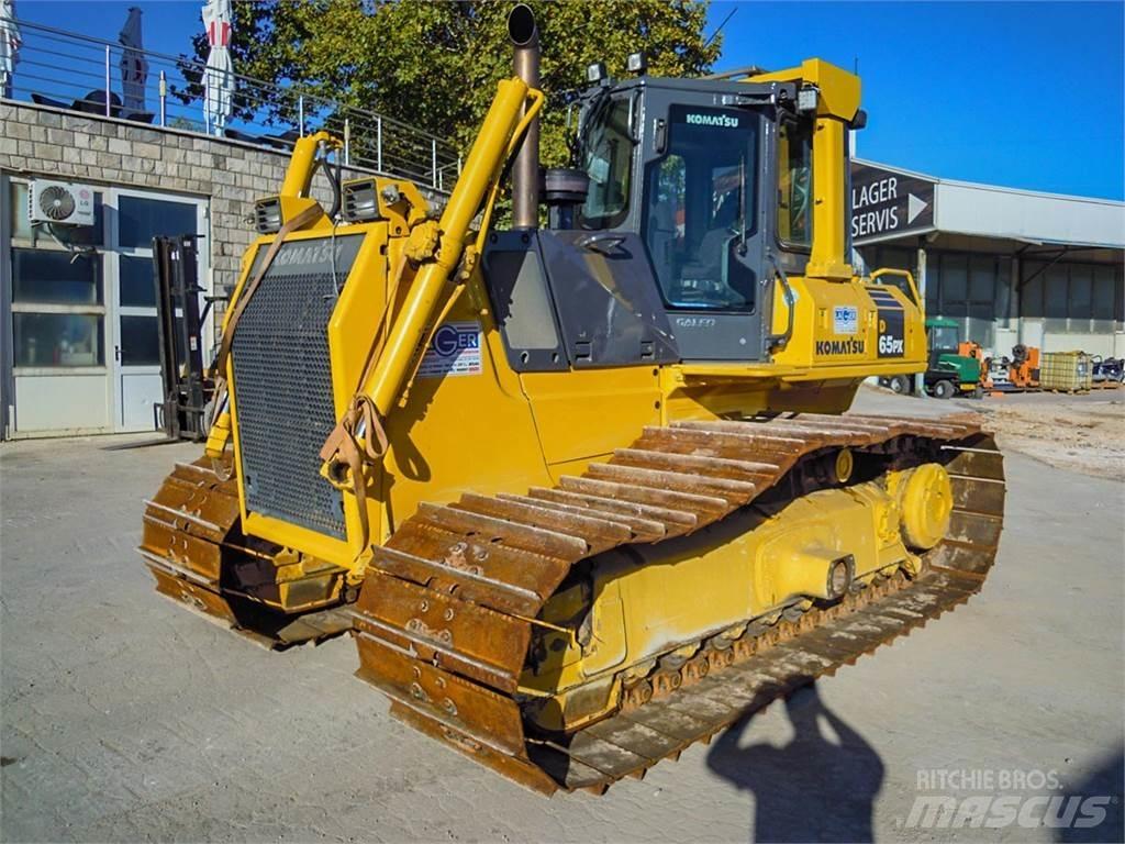 Komatsu D65PX-15EO Buldožerji goseničarji