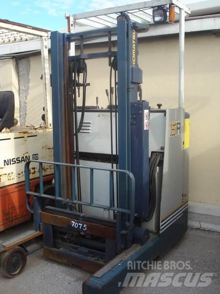 Komatsu FB15RS-8 Električni nizko dvižni viličar