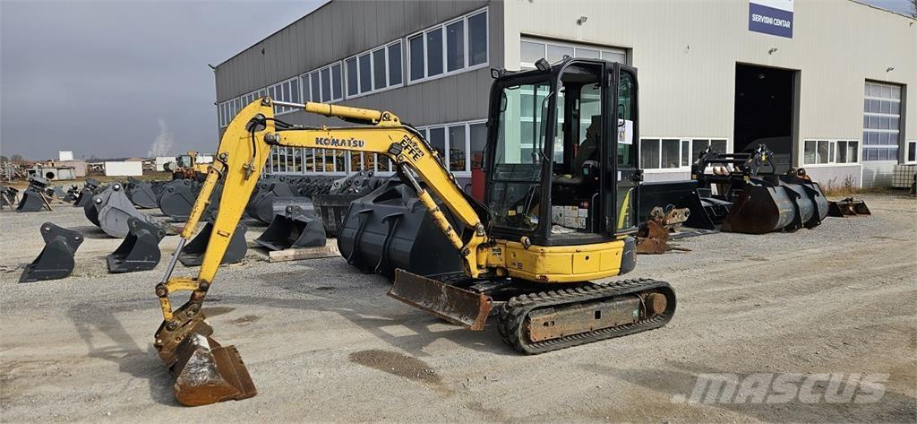 Komatsu PC26MR-3 Mini bagri <7t