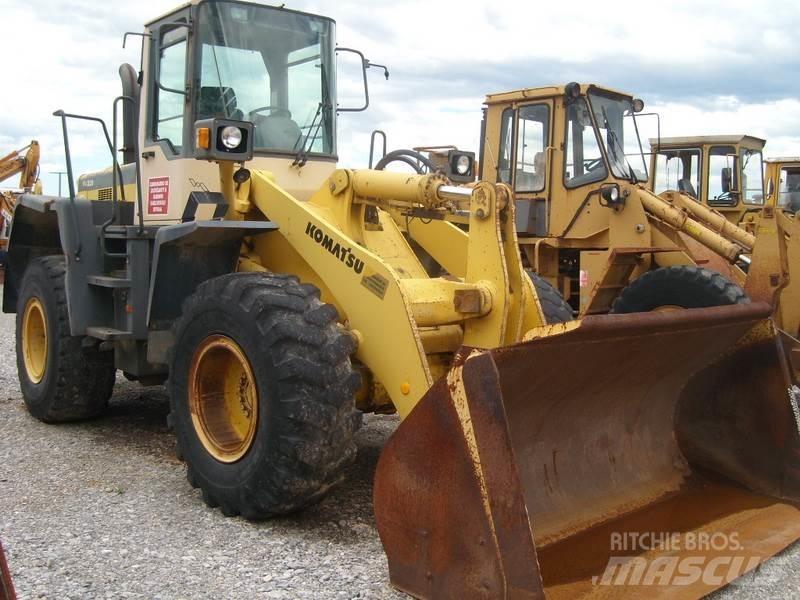 Komatsu WA320-3H Kolesni nakladalci