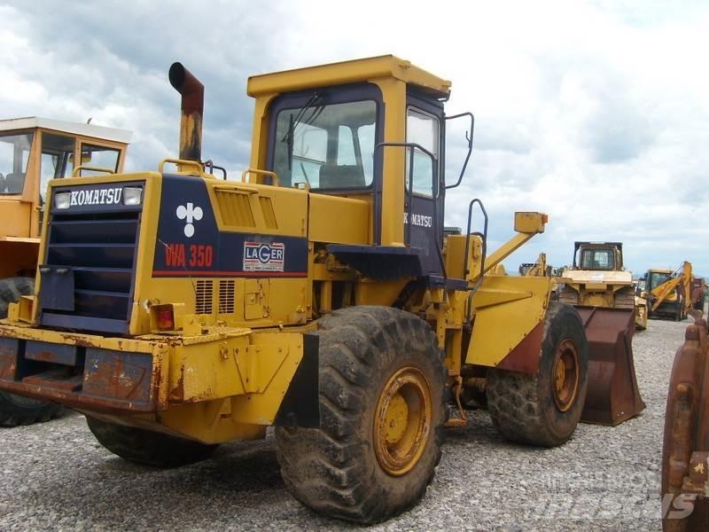 Komatsu WA350 Kolesni nakladalci