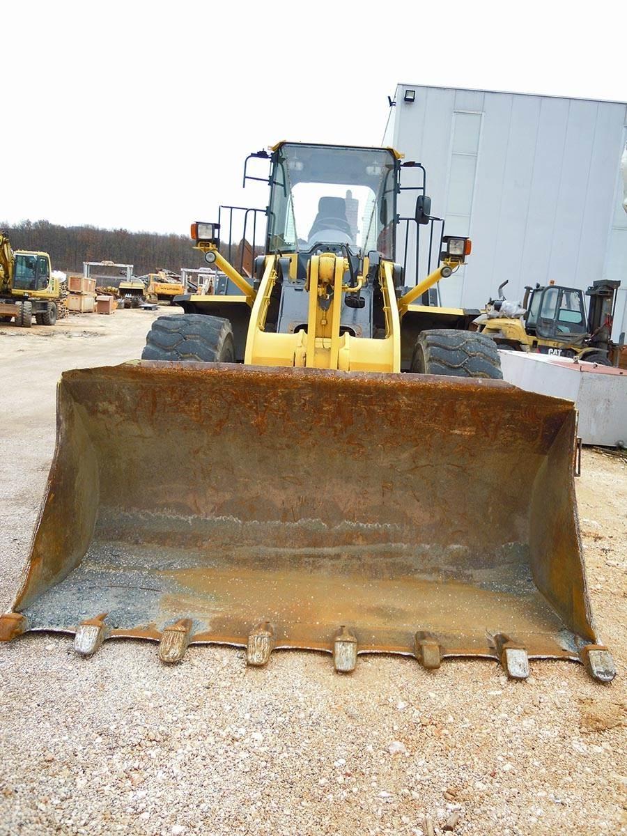 Komatsu WA430- 6E0 Kolesni nakladalci