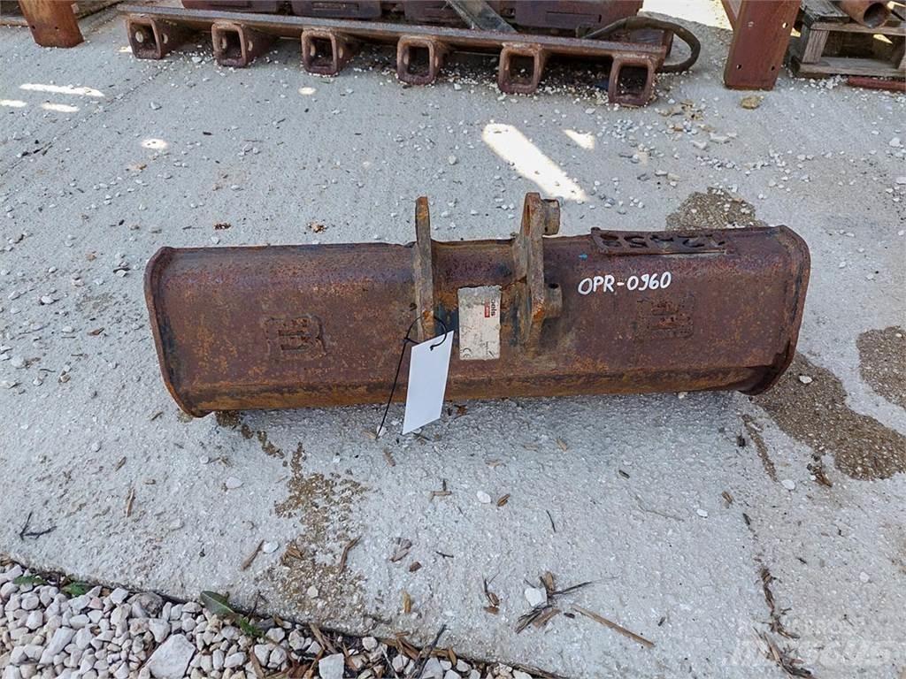  KORPA BUCKET 700mm Gradbeništvo - drugo