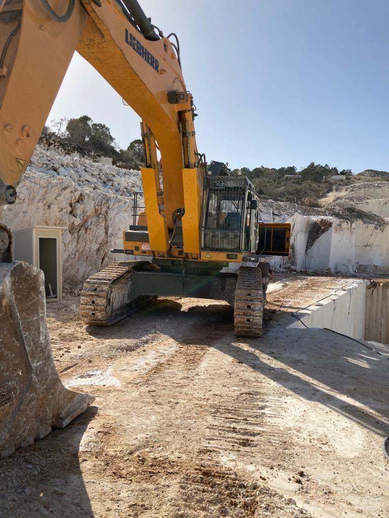 Liebherr 974 C HDSL Bagri goseničarji