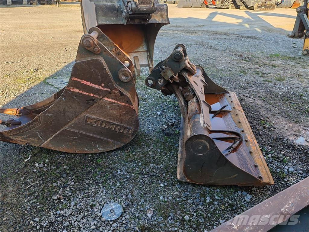 Liebherr A916 Bagri na kolesih