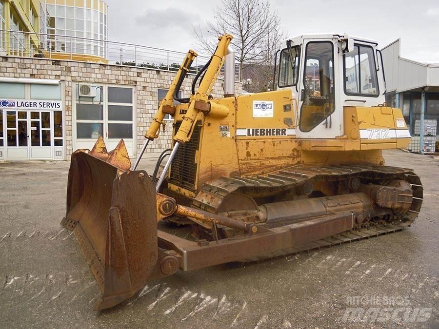 Liebherr PR 732 L Buldožerji goseničarji
