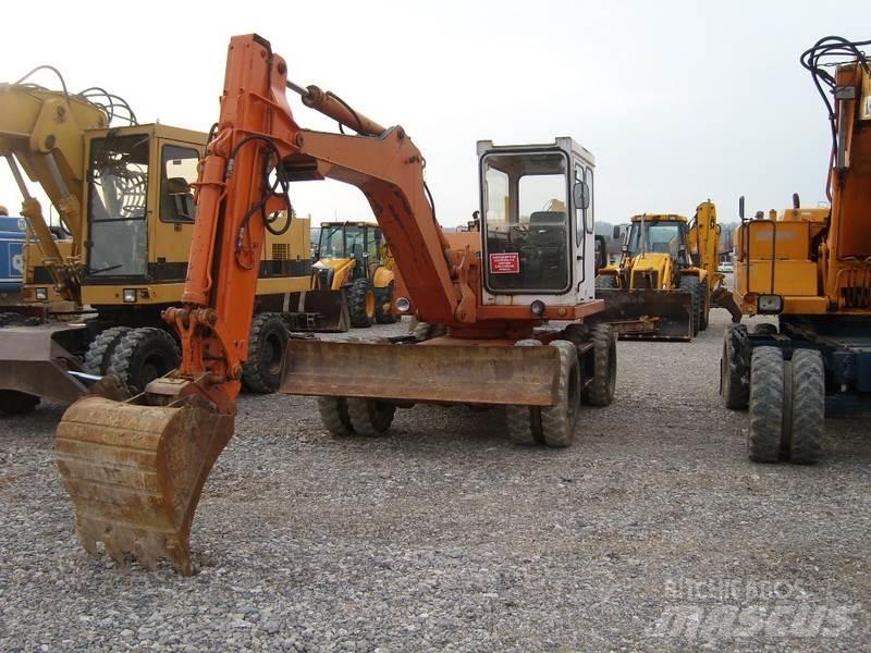 Schaeff HML 40 Bagri na kolesih
