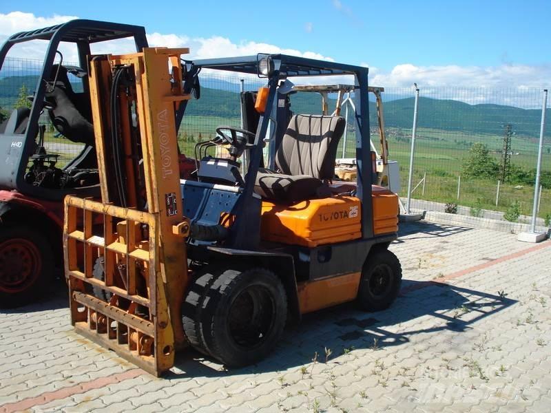 Toyota 80-5FDL25 Dizelski viličarji