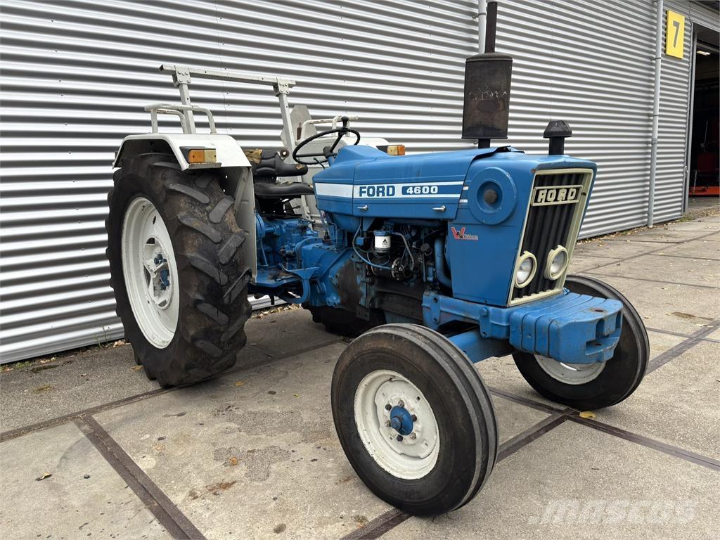 Ford 4600 Traktorji