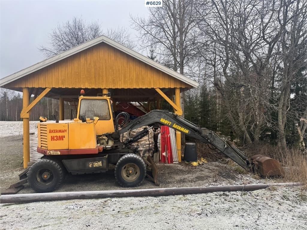 Åkerman H3M Bagri goseničarji