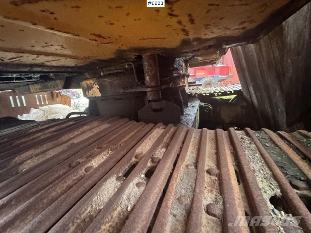 Brøyt X20T Bagri goseničarji