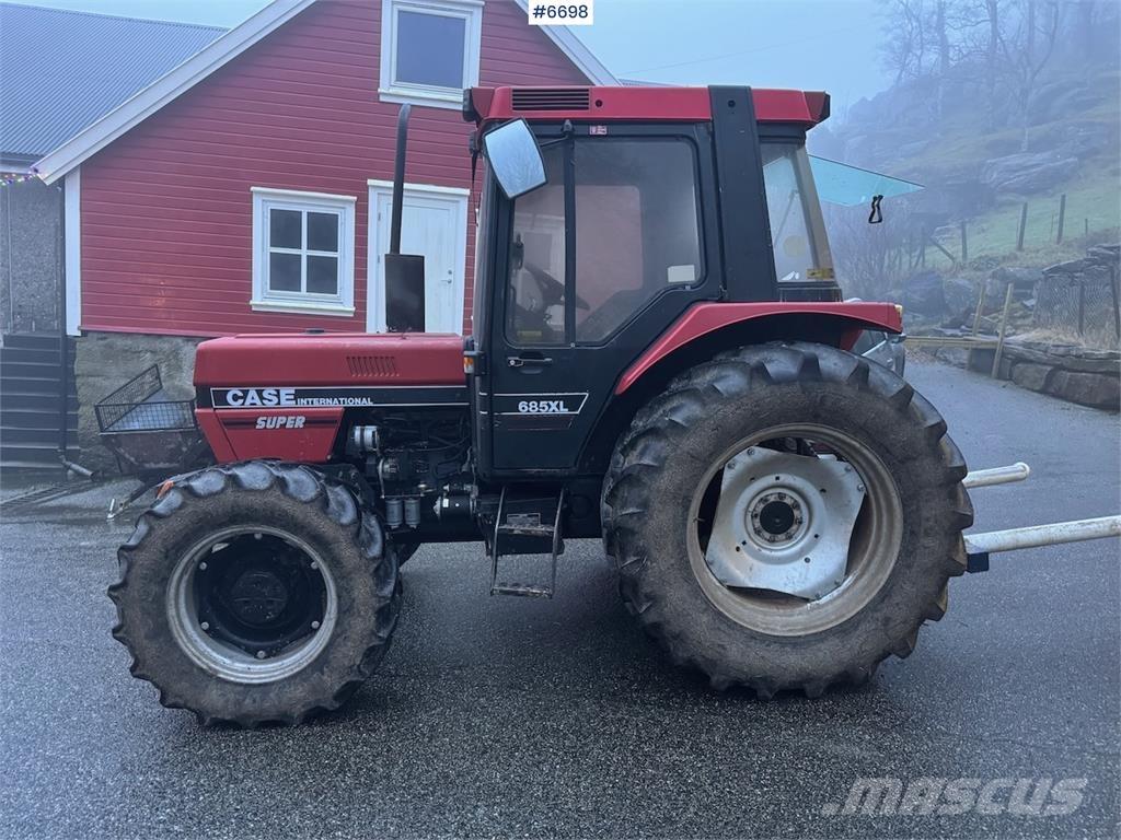 Case IH 685 XL Traktorji