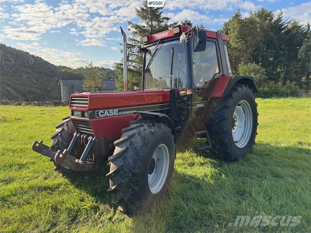 Case IH 845 XL Traktorji