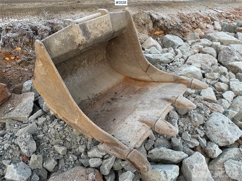 CAT 323-07A Bagri goseničarji