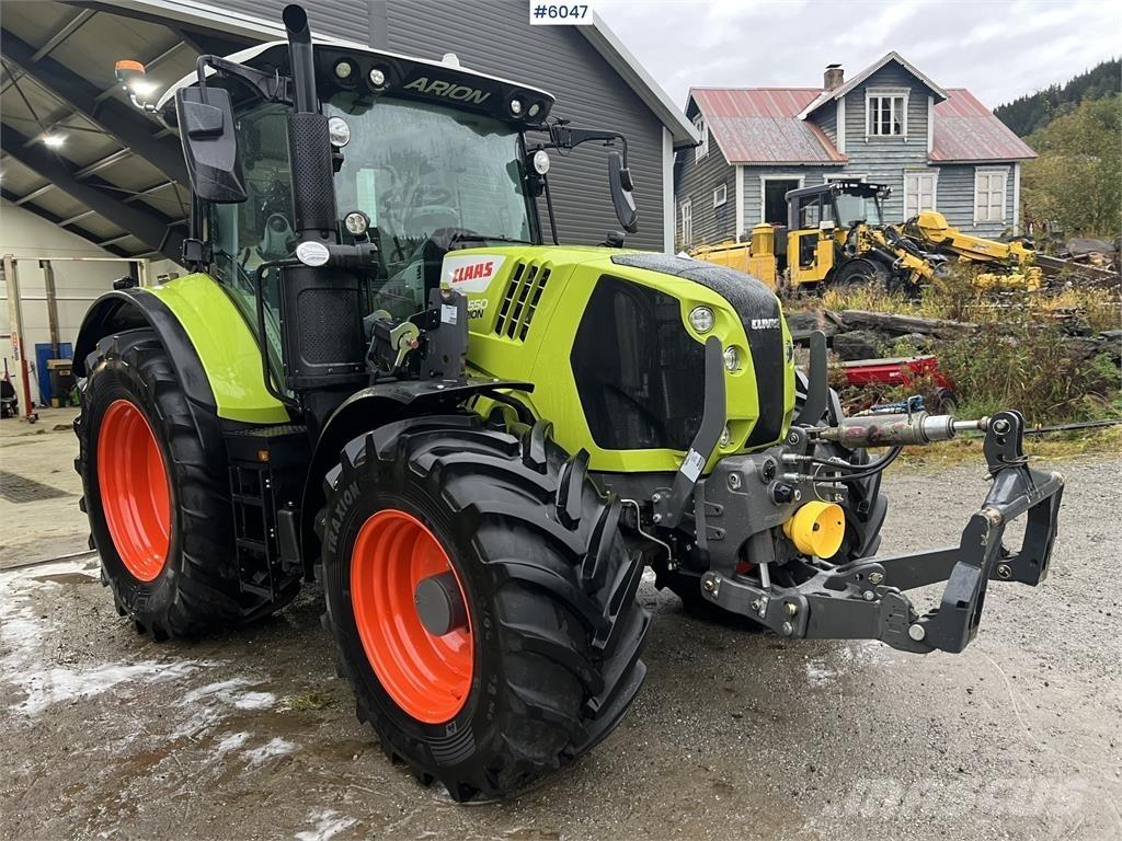 CLAAS 550 Traktorji