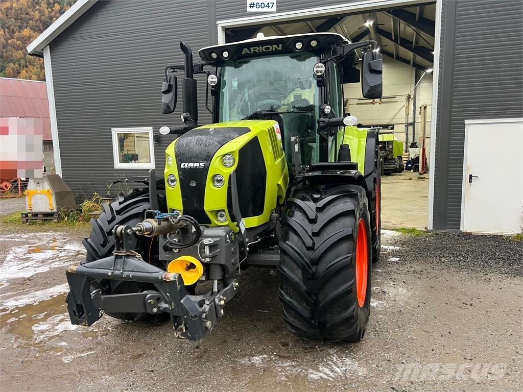 CLAAS 550 Traktorji