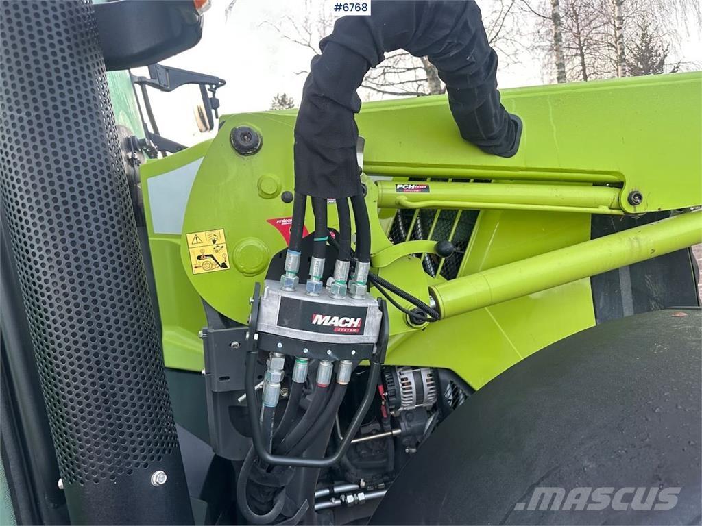 CLAAS Arion 440 Traktorji