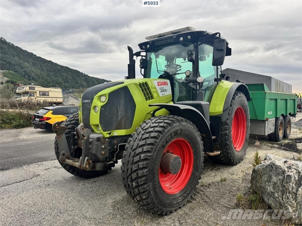 CLAAS Arion 660 Traktorji