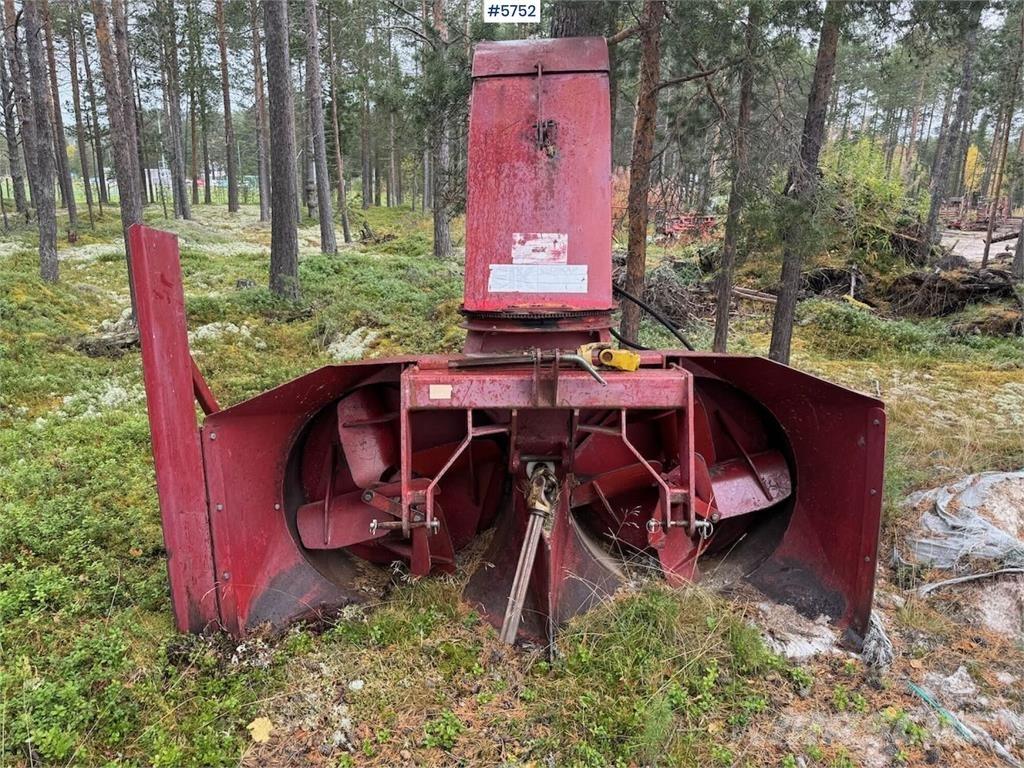Dalen 1278 Snežne deske in plugi