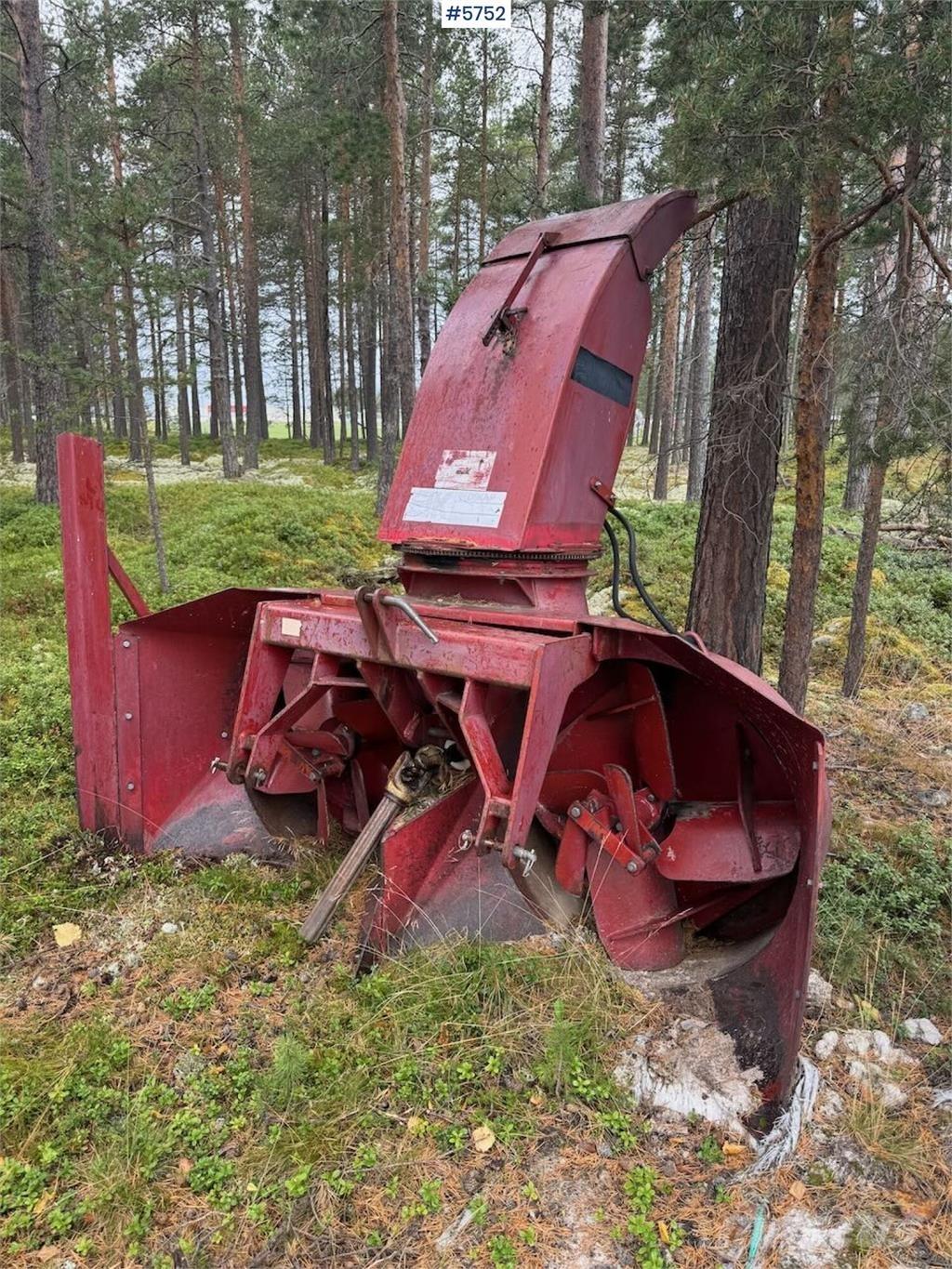 Dalen 1278 Snežne deske in plugi