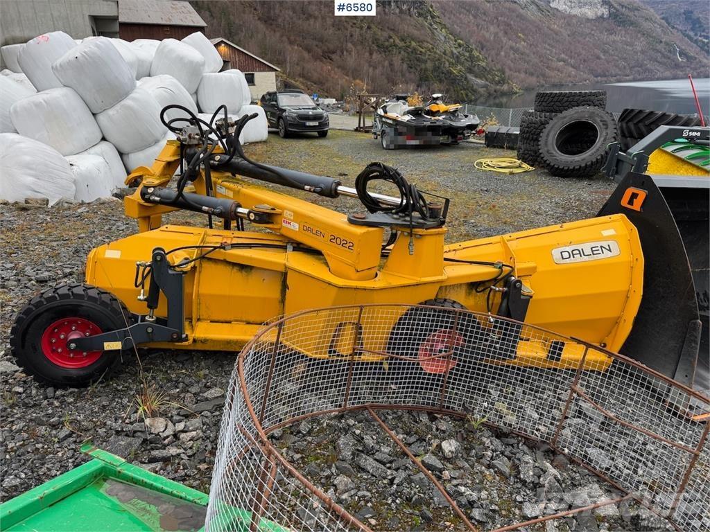 Dalen 2022 Snežne deske in plugi