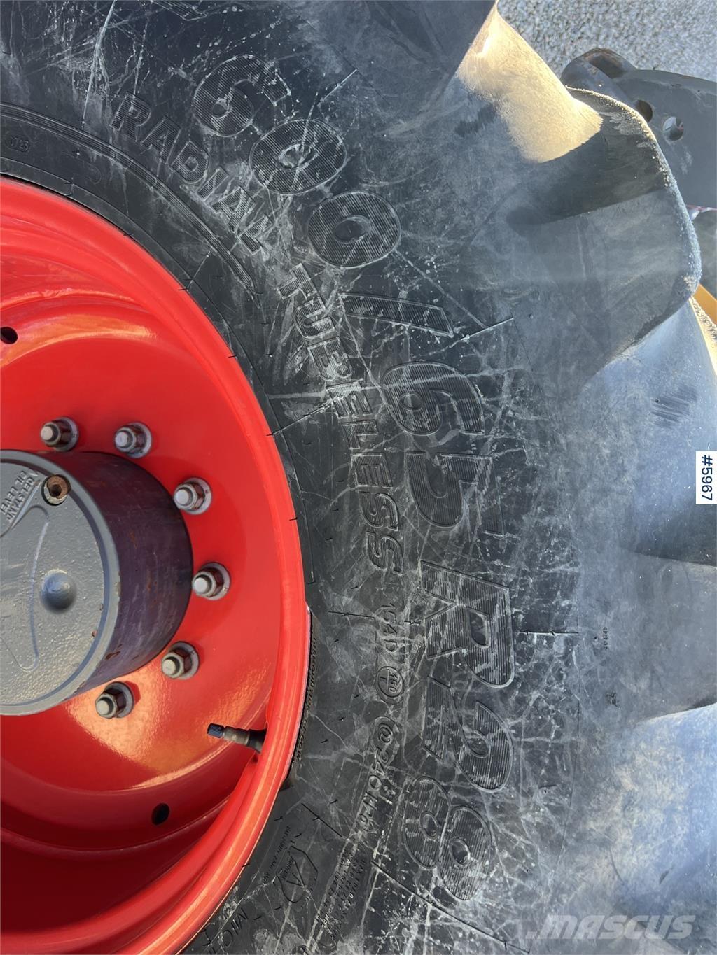 Fendt 724 Vario Traktorji