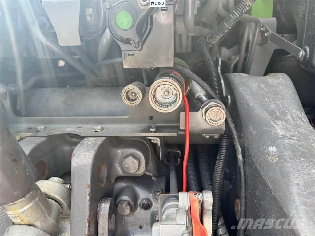 Fendt 828 Vario Traktorji