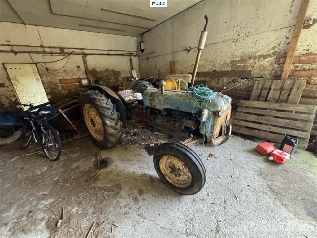 Fordson Dexta Traktorji