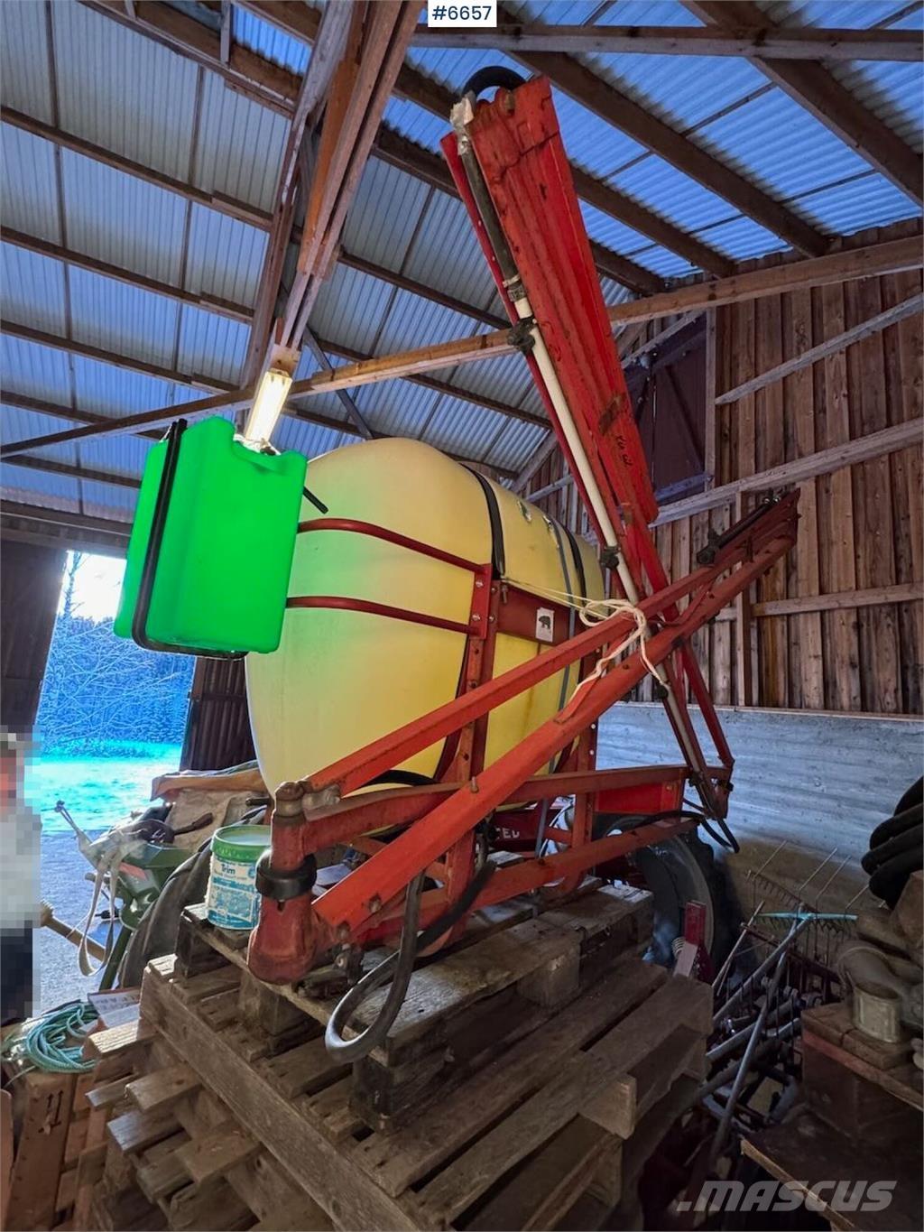 Hardi åkersprøyte Vlečne škropilnice